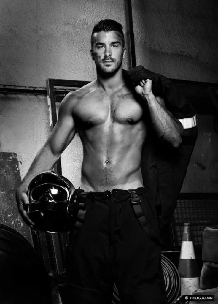 Самый горячий. Мужики пожарники. Австралийские пожарники. Национальный парк йеллоустоун. Горячий парень.