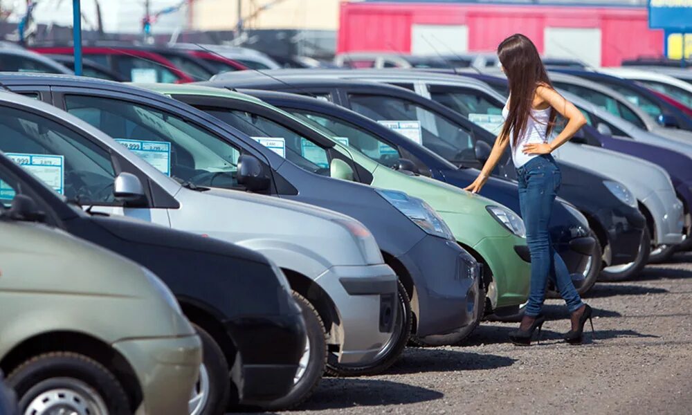 Вернуть автомобиль с пробегом. Автомобильный рынок. Рынок автомобилей с пробегом в России. Автомобили с пробегом дешевеют. Авто вторичка.