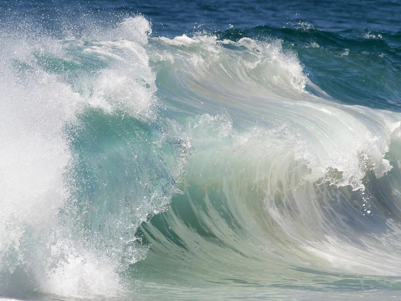 Включи поток моя волна 2. Океан. Море. Морская волна. Волны на воде.
