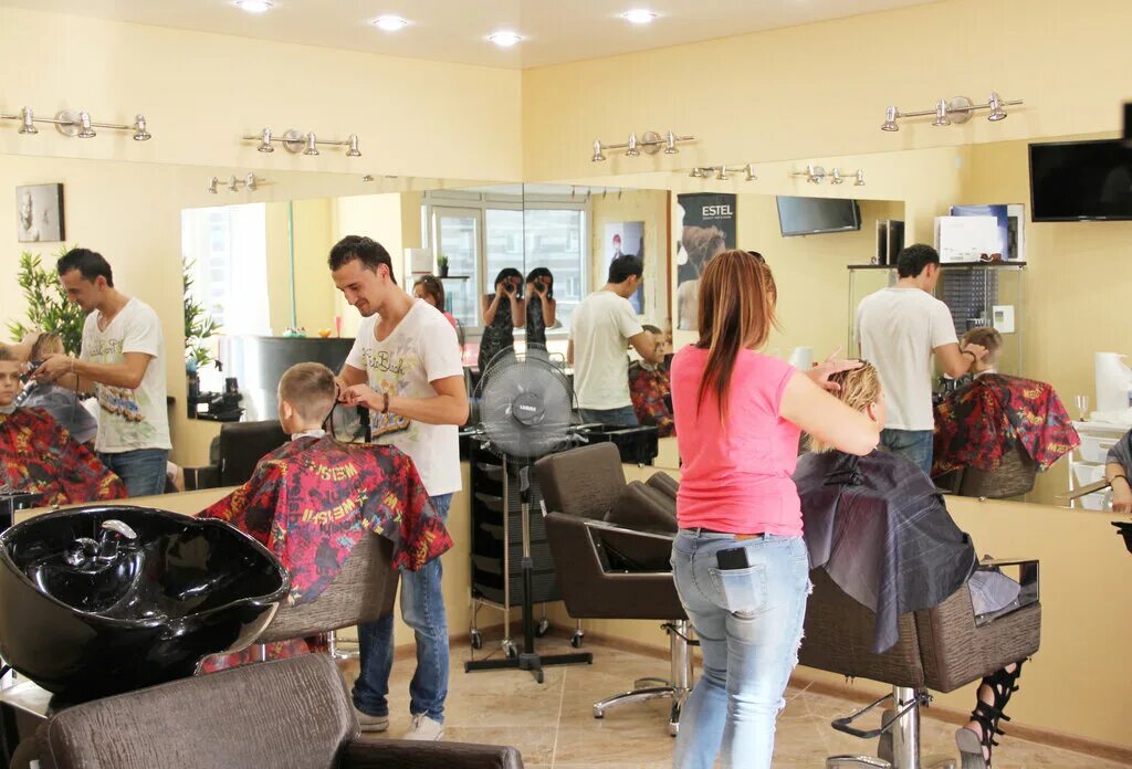 салоны красоты парнас спб. салоны красоты парнас спб. парикмахерские парнас спб. салон парнас. фёдора абрамова 8 салон красоты.