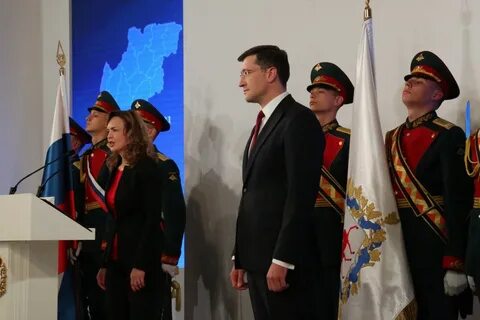 Церемония вступления в движение первых