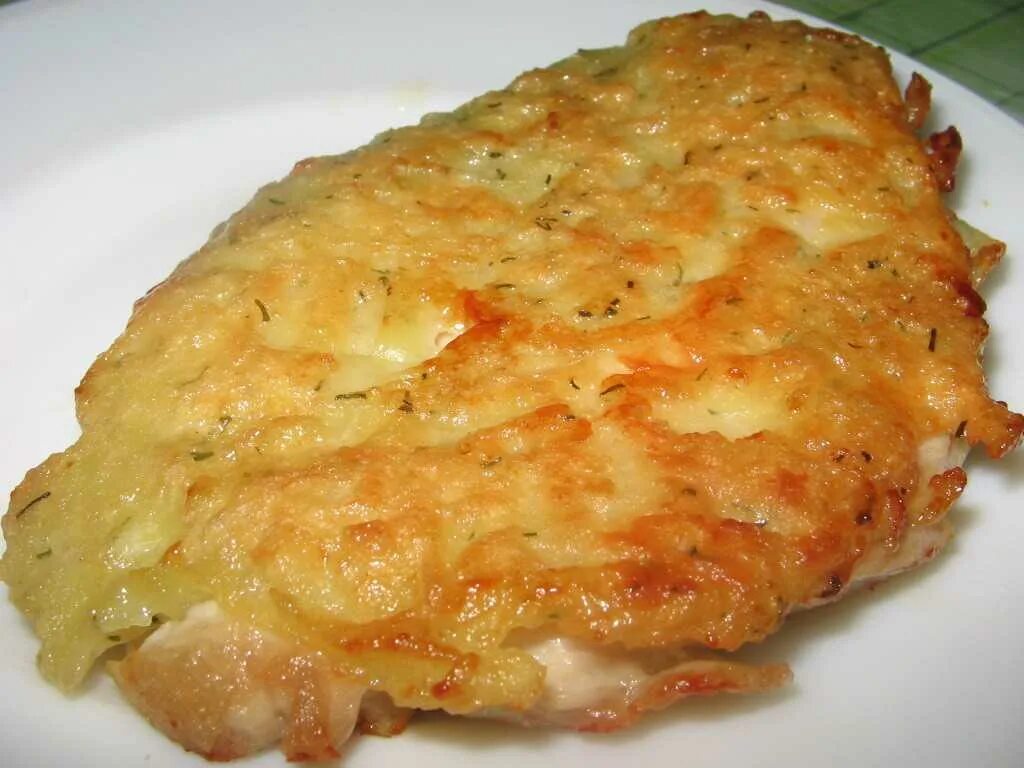Как сделать филе с сыром. Куриные отбивные лакомка. отбивные из куриного филе. куриная отбивная с сыром. отбивные из куриной грудки.