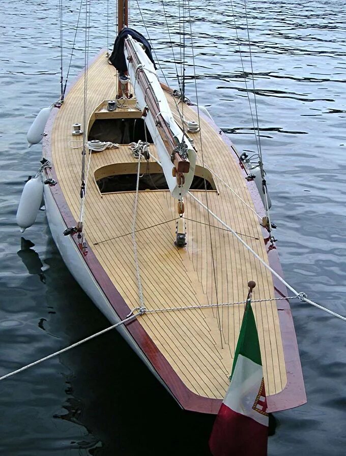Яхта 6 метров. Моторные яхты 30-х годов. яхта 6 местная. sail yacht.