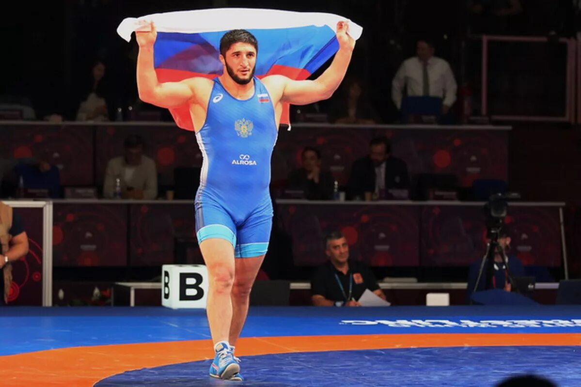 фрукты в сиропе.