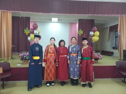 Кызыл директор