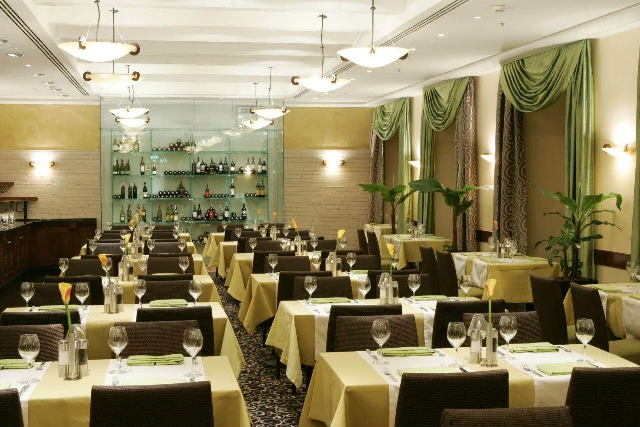 гостиница 4 звезды в париже. рэдиссон роял отель санкт-петербург. Saint honore paris diamond. Radisson royal hotel санкт-петербург. оноре iv.