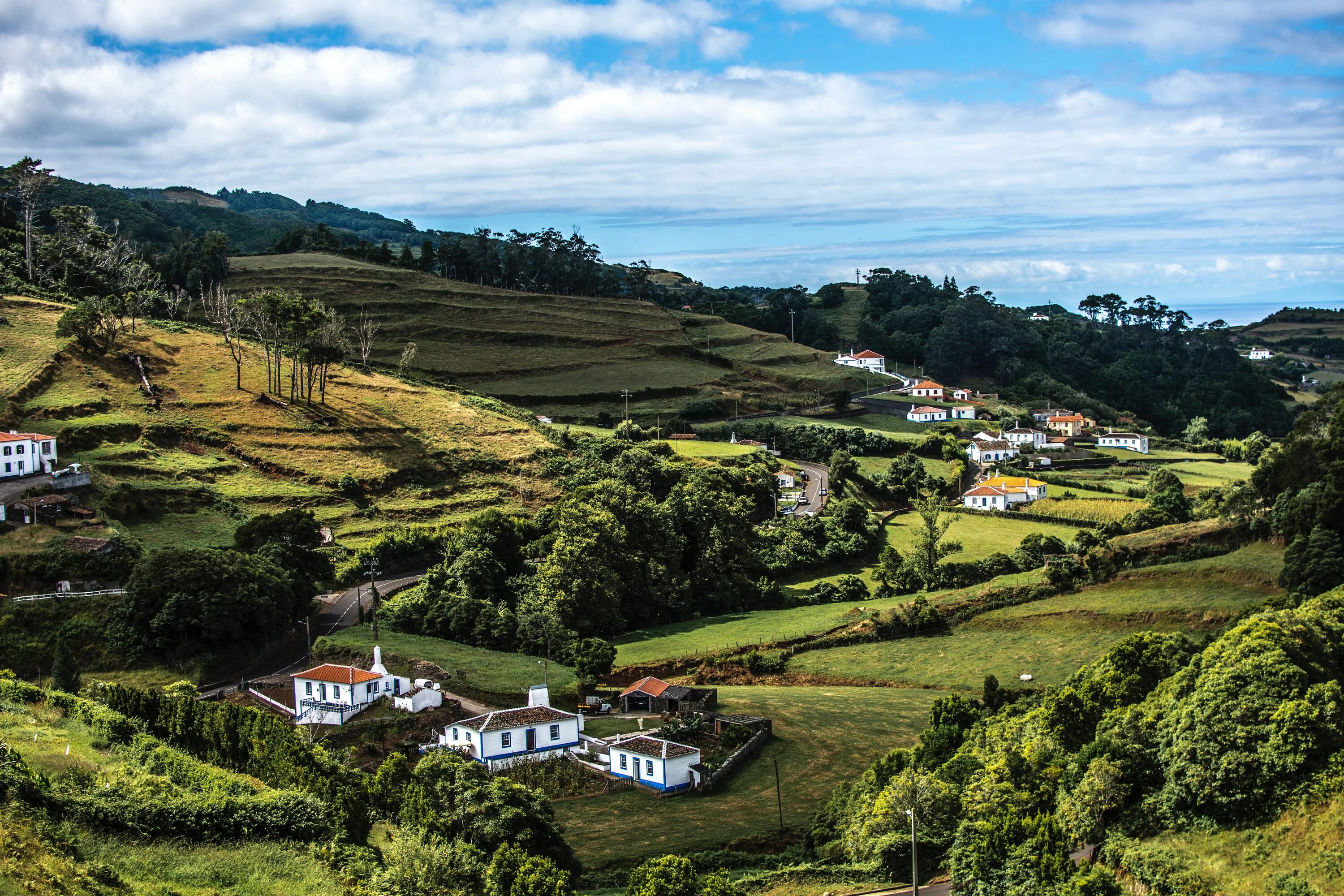 Переведи village. Ландшафт сельской местности. Сельские ландшафты Великобритании. Город и деревня. Бельгия Сельская местность.