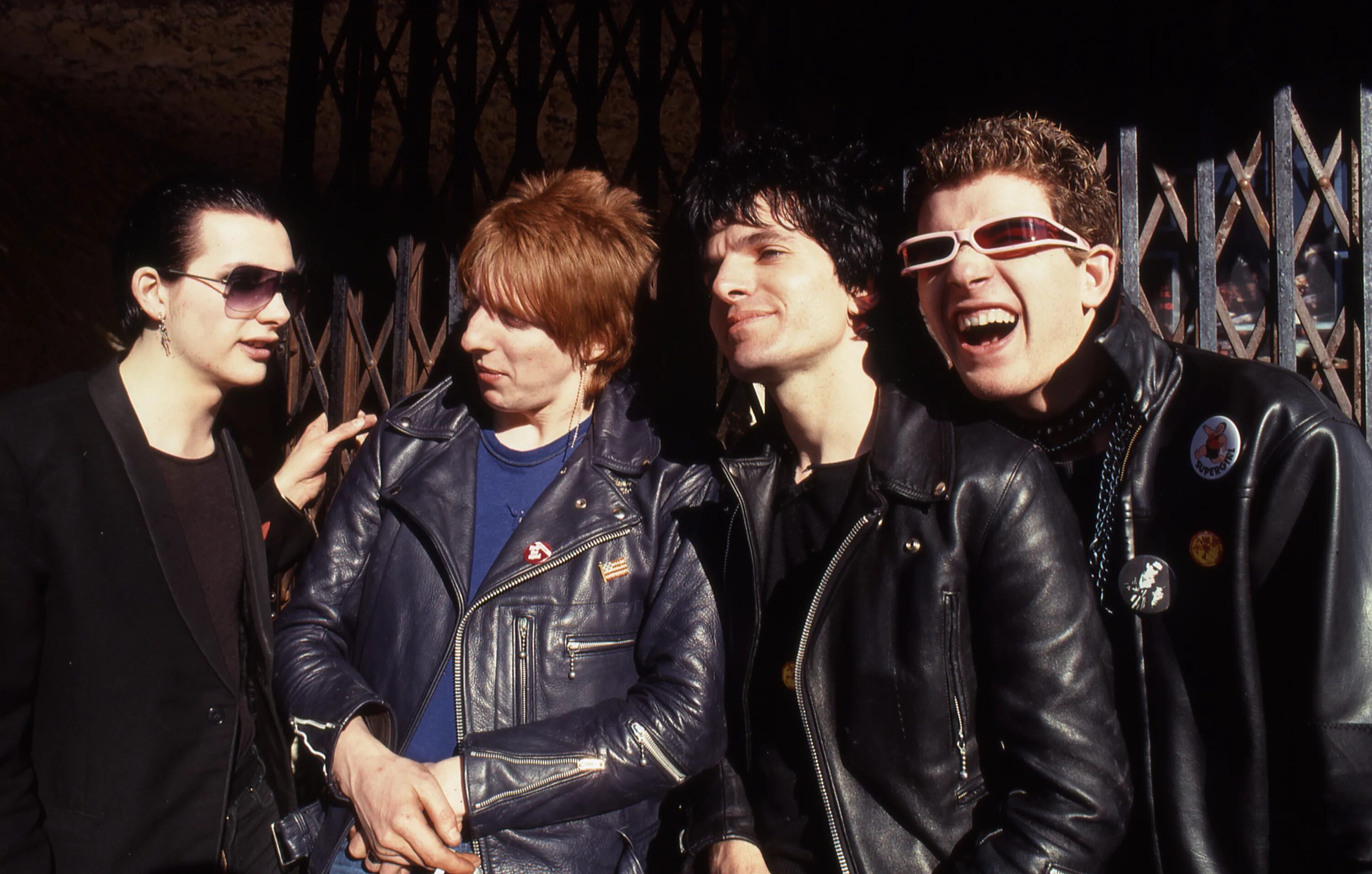 Рассказ группы 5. Группа the Damned. The Damned группа 1970. The Damned New Rose. Дамнед группа панк.