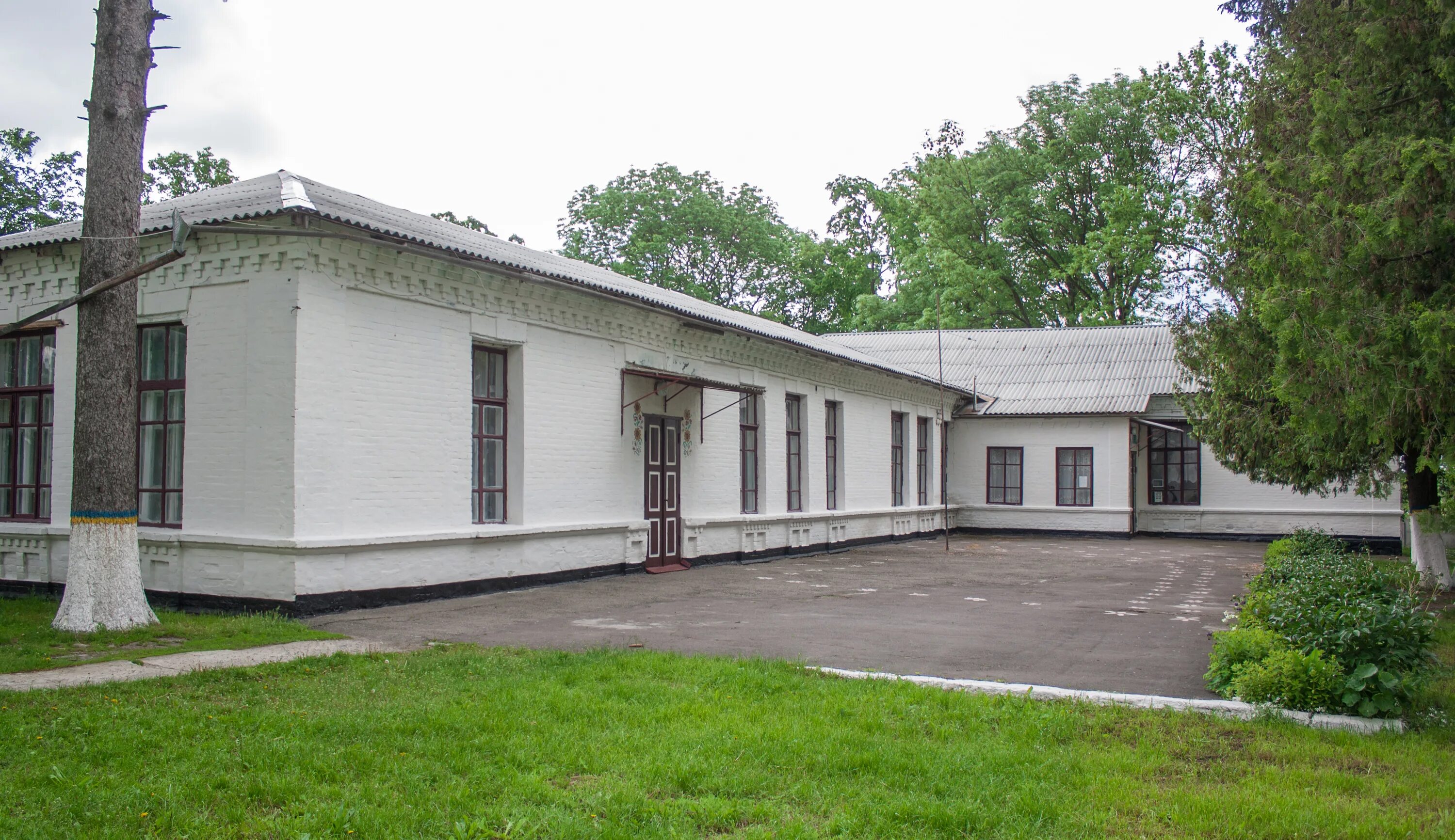 Школа н 14. Село Житники Черкасской области. Бузівка Жашківський район. Село Конела Жашківський район. Соколівки, Жашківська громада.