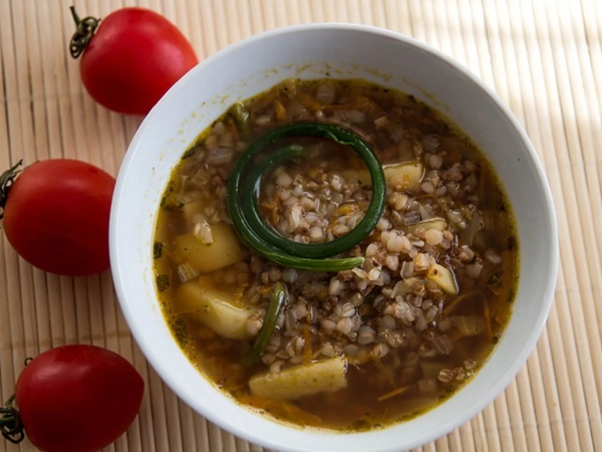 Как приготовить гречневый суп с мясом. Гречневый суп с курицей. Гречневая похлебка. Как приготовить гречневый суп с мясом. Куриный суп с гречкой.