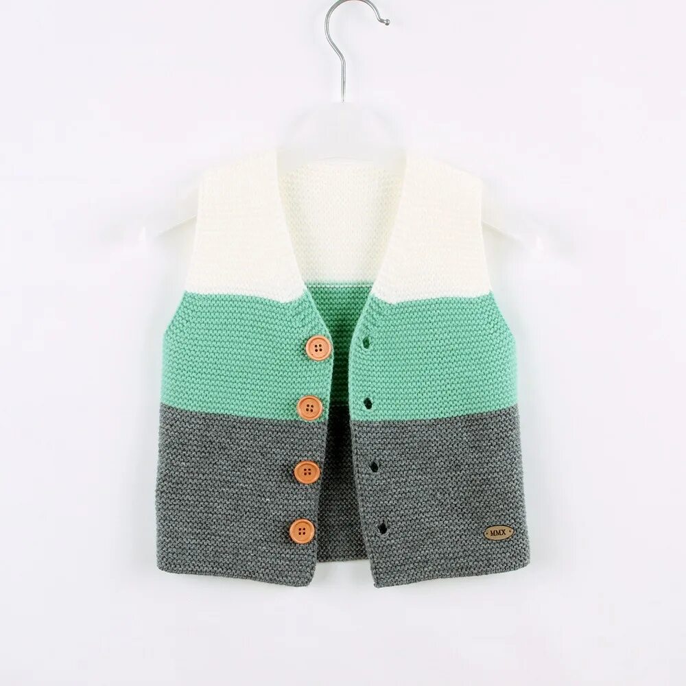 Жилетка для девочки. Жилетка для мальчика 92. Жилет вязаный для мальчика. Детские вязаные жилетки. Mayoral детская куртка + жилет.