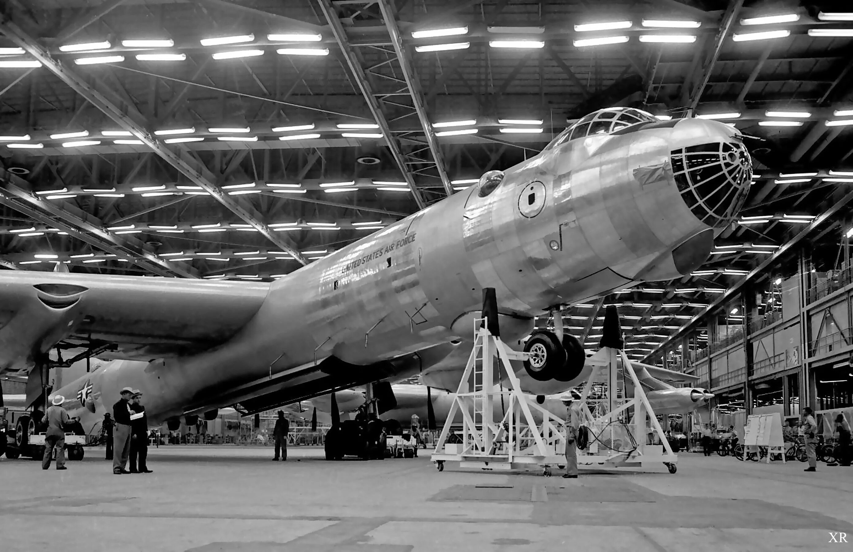 Б 36 размеры. Самолёт Convair b 36. Конвэр б-36. B-36 бомбардировщик. Бомбардировщику Convair b-36.