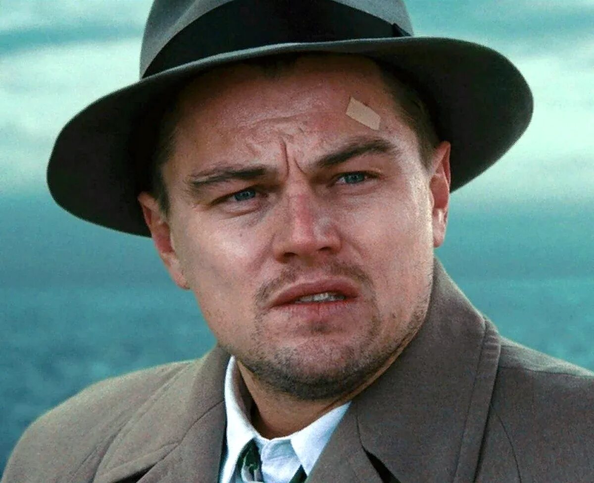 Leonardo dicaprio meme. Леонардо ди Каприо Мем. Остров Леонардо ди Каприо. Ди Каприо Проклятый остров. ДИКАПРИО остров проклятых.