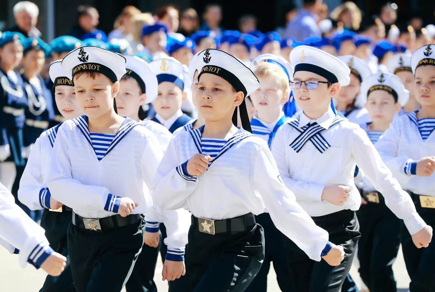 Строй песни для детей