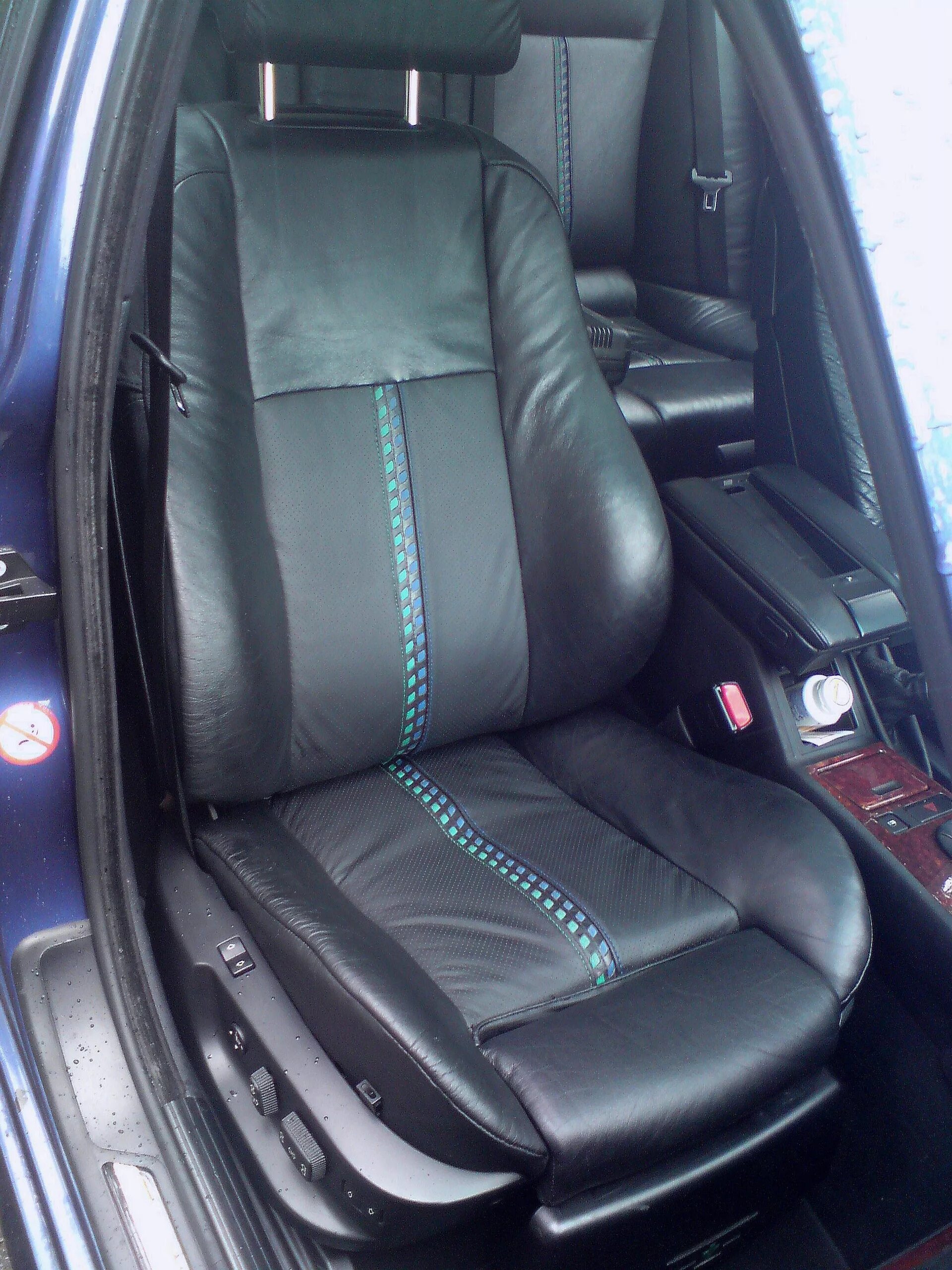 Alpina сиденья. Recaro bmw e34. Bmw e90 сидения. Bmw e39 alpina b10. Сиденья альпина е34.