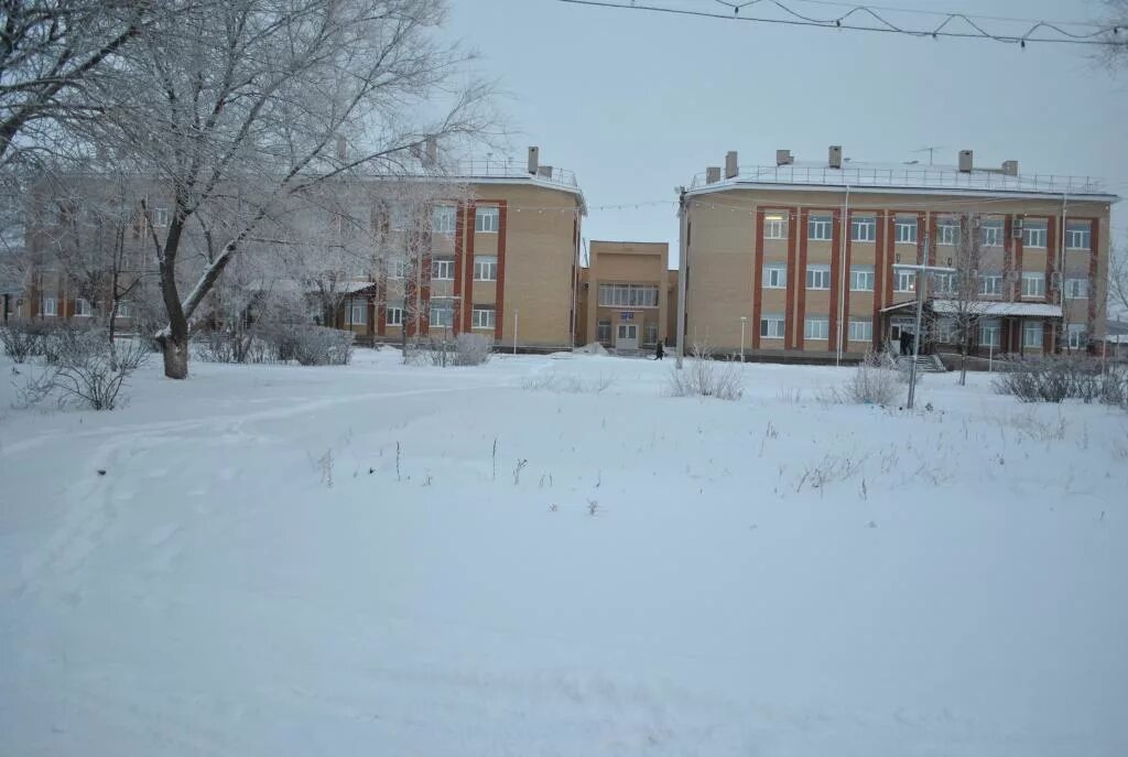 Районные больницы оренбургская область. Гбуз сакмарская црб. сакмара больница оренбургская область. сакмарская районная больница серяк. администрация села сакмара.