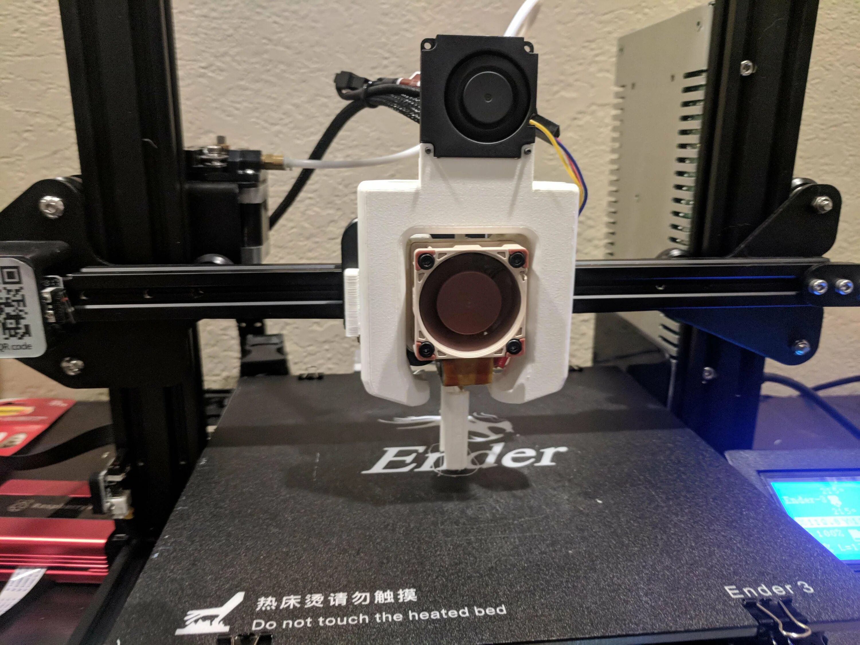 Апгрейд ender. Каретка ender 3. ender 3 cr10 каретка. каретка ender 3 pro. кожух экструдера ender 3.