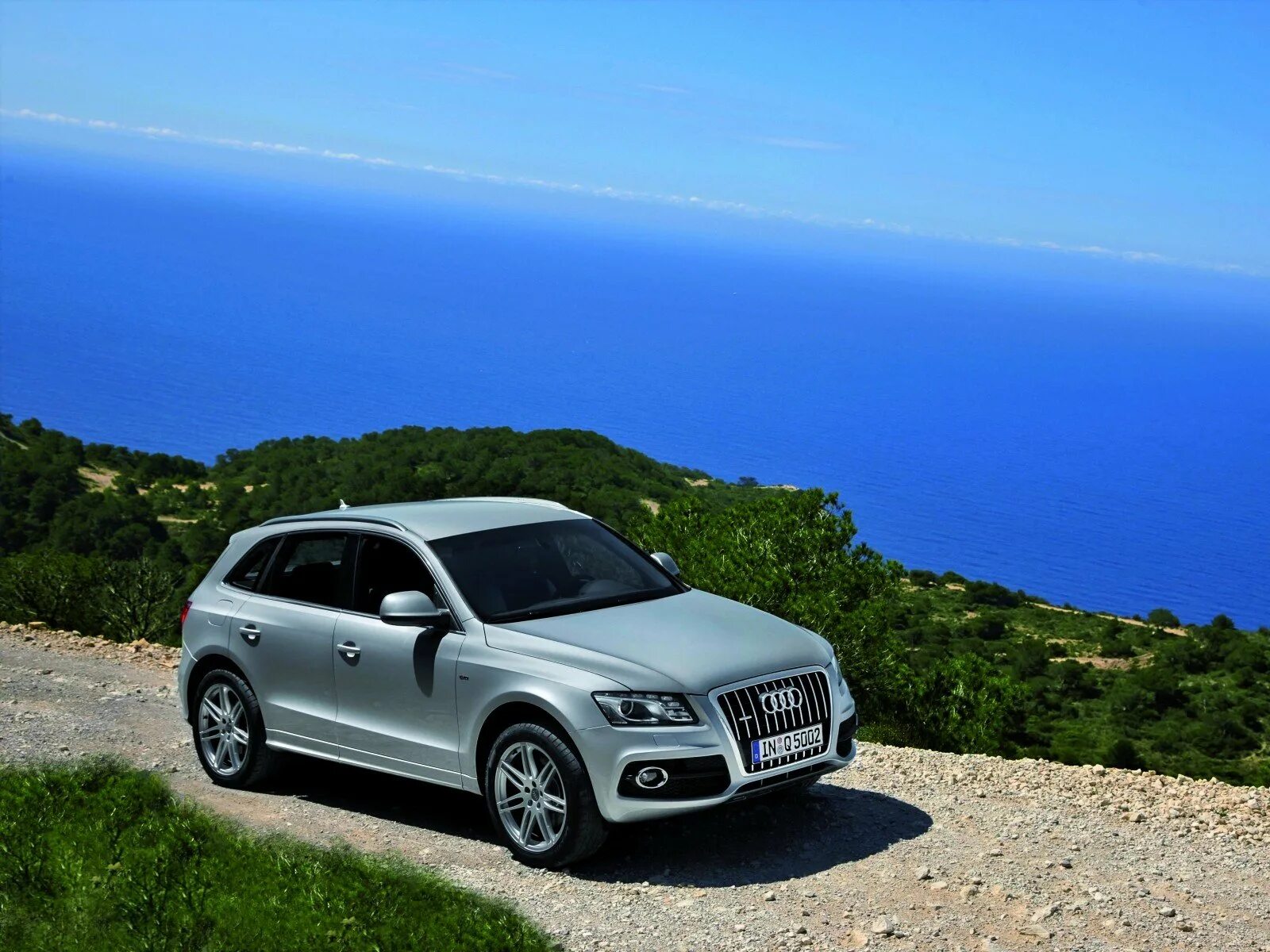 Audi q5 s line. Audi q5 2014. Ауди q5 2010. Audi q5. Ауди ку 5 2010.