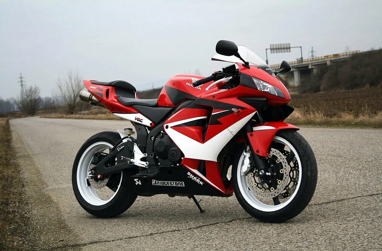 Honda sbr. Honda cbr600rr. Хонда 600rr. Honda cbr600rr 2006. Honda CBR 600.