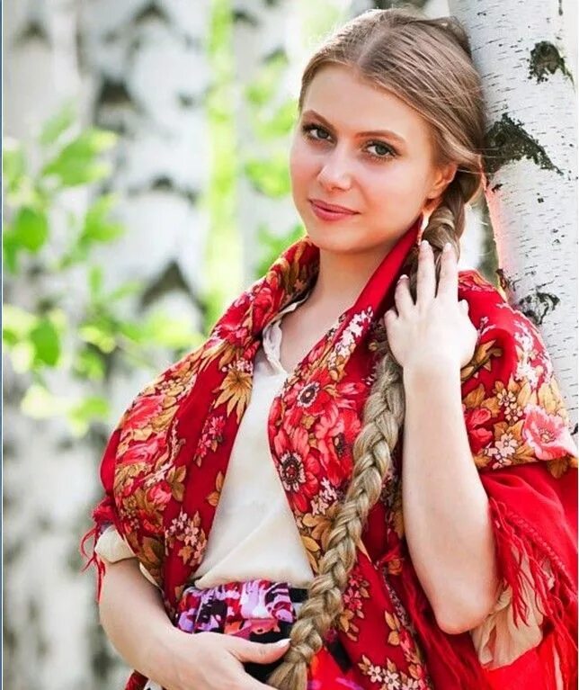 Красивая русская дама