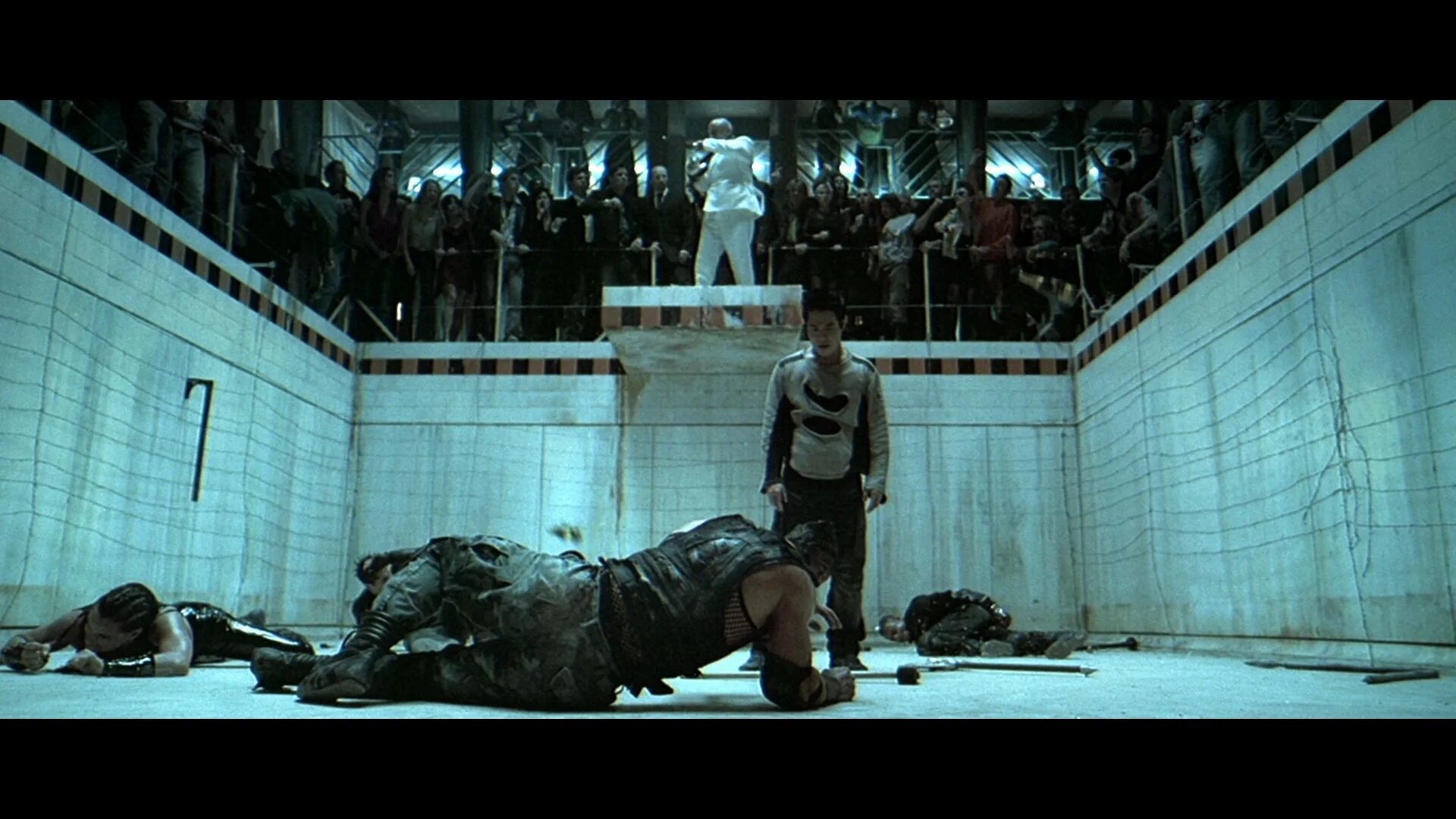 Цепной пес 2005. Цепной пёс фильм 2005. дэнни цепной пес. дэнни цепной пес фильм. скотт эдкинс дэнни цепной пес.