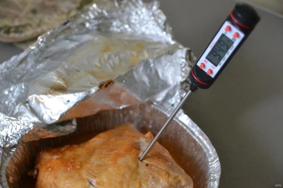 грудинка свиная в духовке в фольге. свиная грудинка на гриле. грудинка в духовке самый вкусный. грудинка свиная в духовке в рукаве. грудинка свиная в духовке.