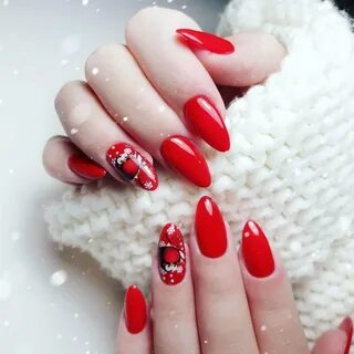 Ногти яркие зимние