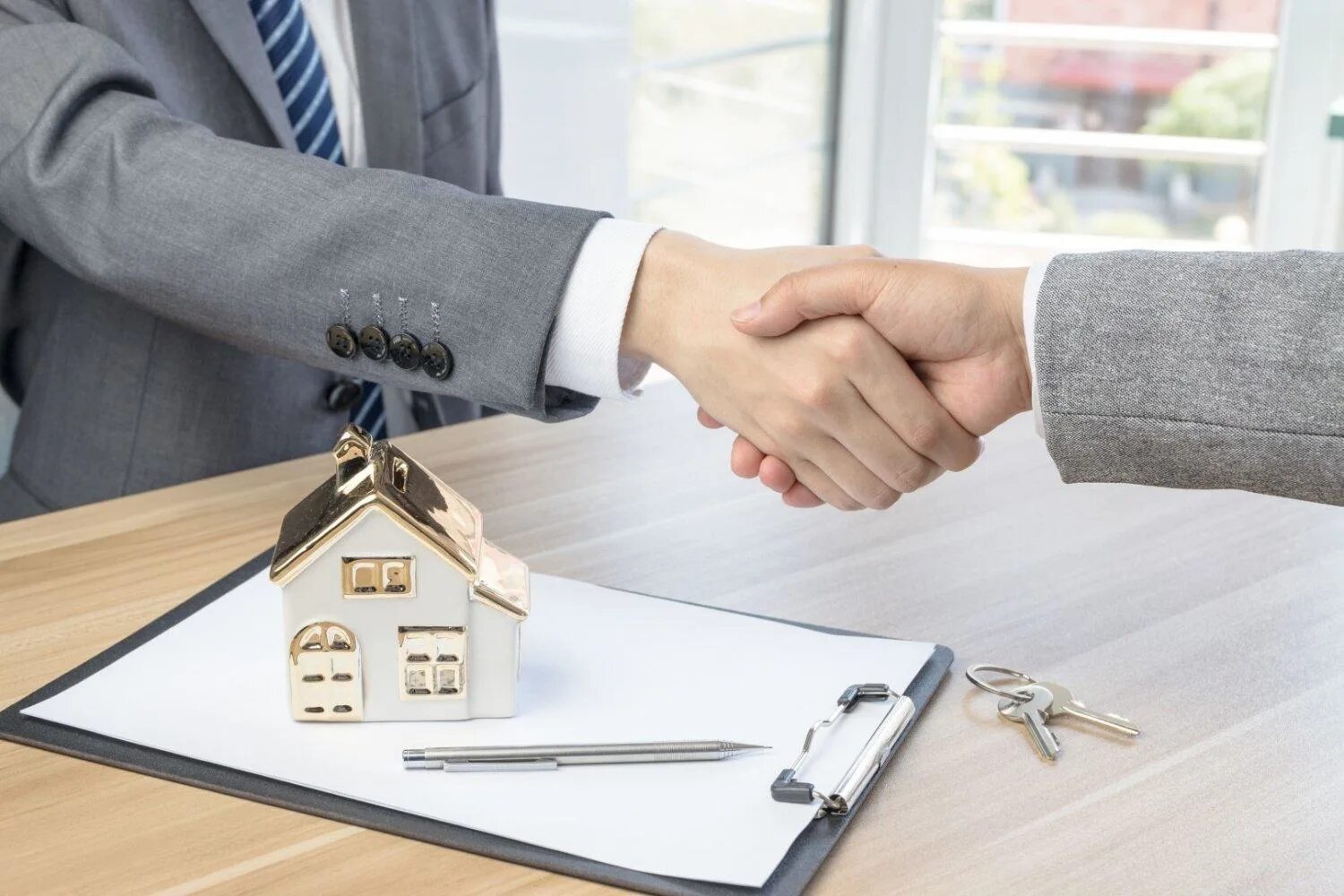 Можно ли банк продать квартиру