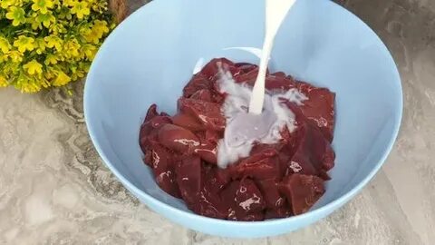 Свиная печень в молоке