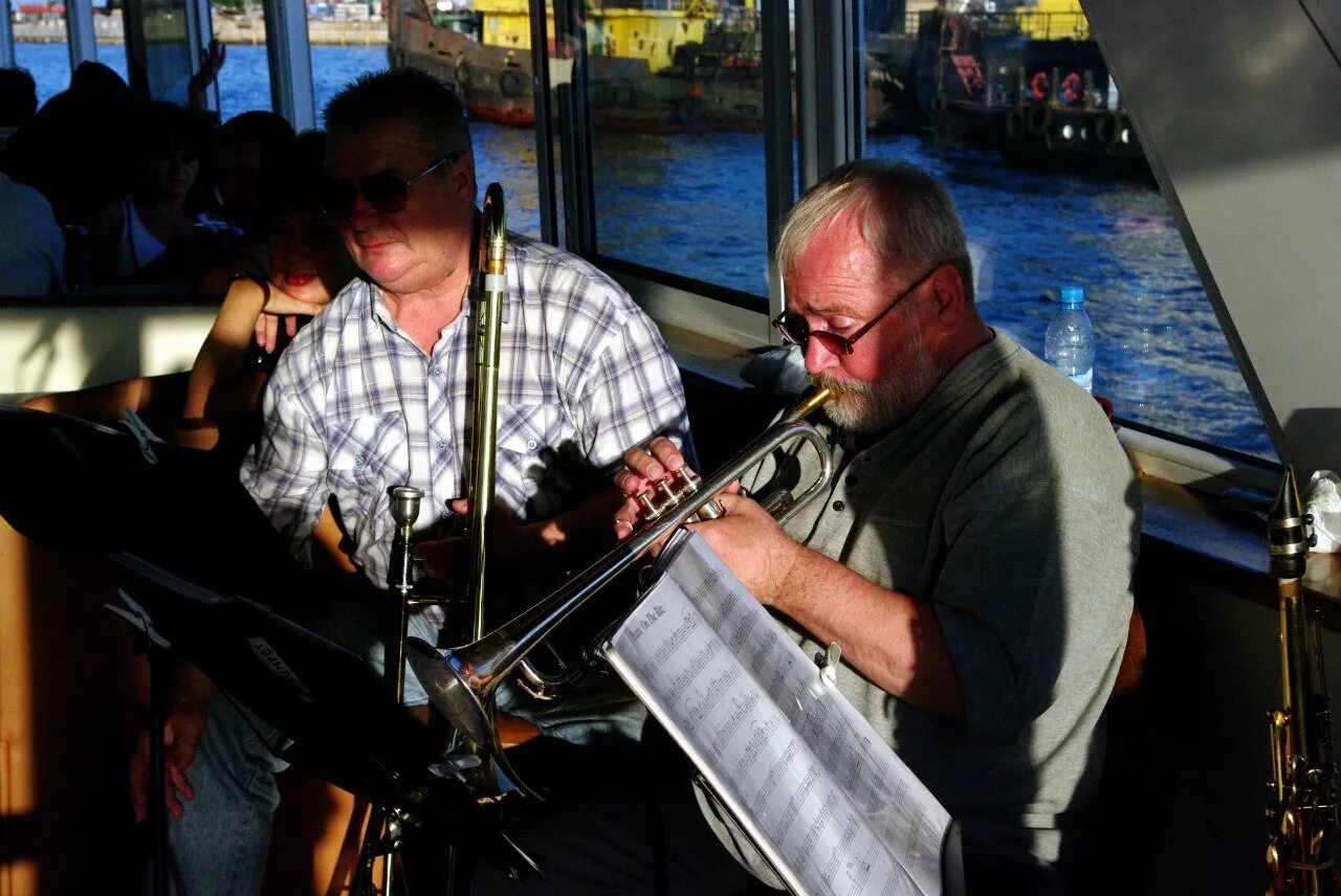 Илья щеклеин. Санкт-петербургская филармония джазовой музыки. Джазовая афиша петербурга. Михаил семёнович чернов саксофонисты. Ленинградский диксиленд джаз.