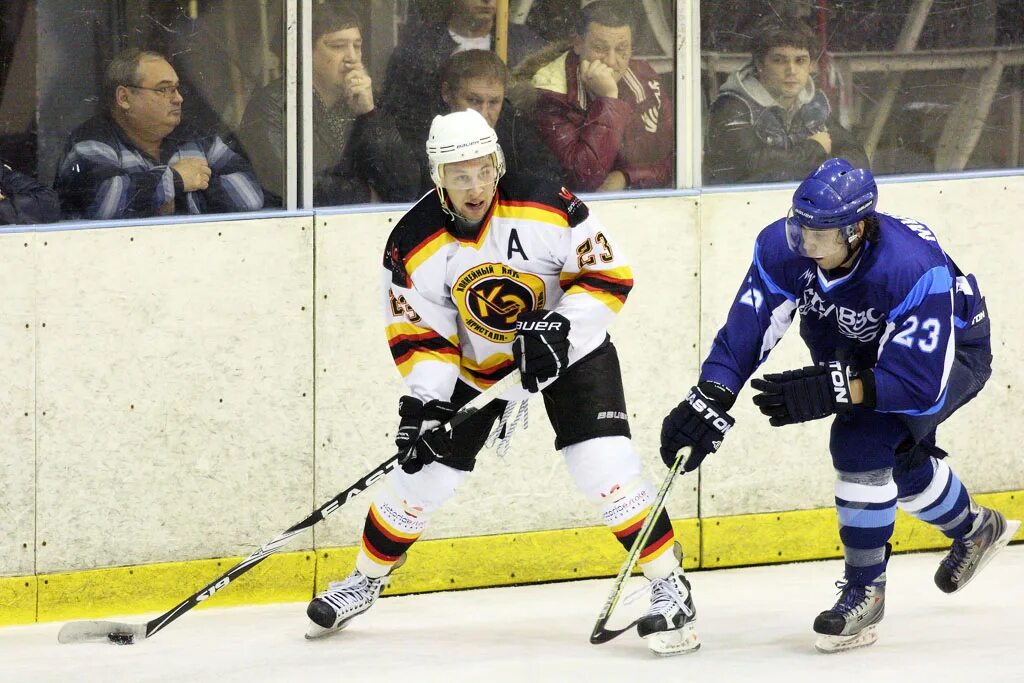 цск ввс самара дворец спорта хоккей. цск ввс (хоккейный клуб) игроки хк цск ввс. хк цск ввс самара ретро форма. цск ввс рощинский. цска ввс.