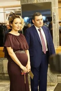 Жена хинштейна фото