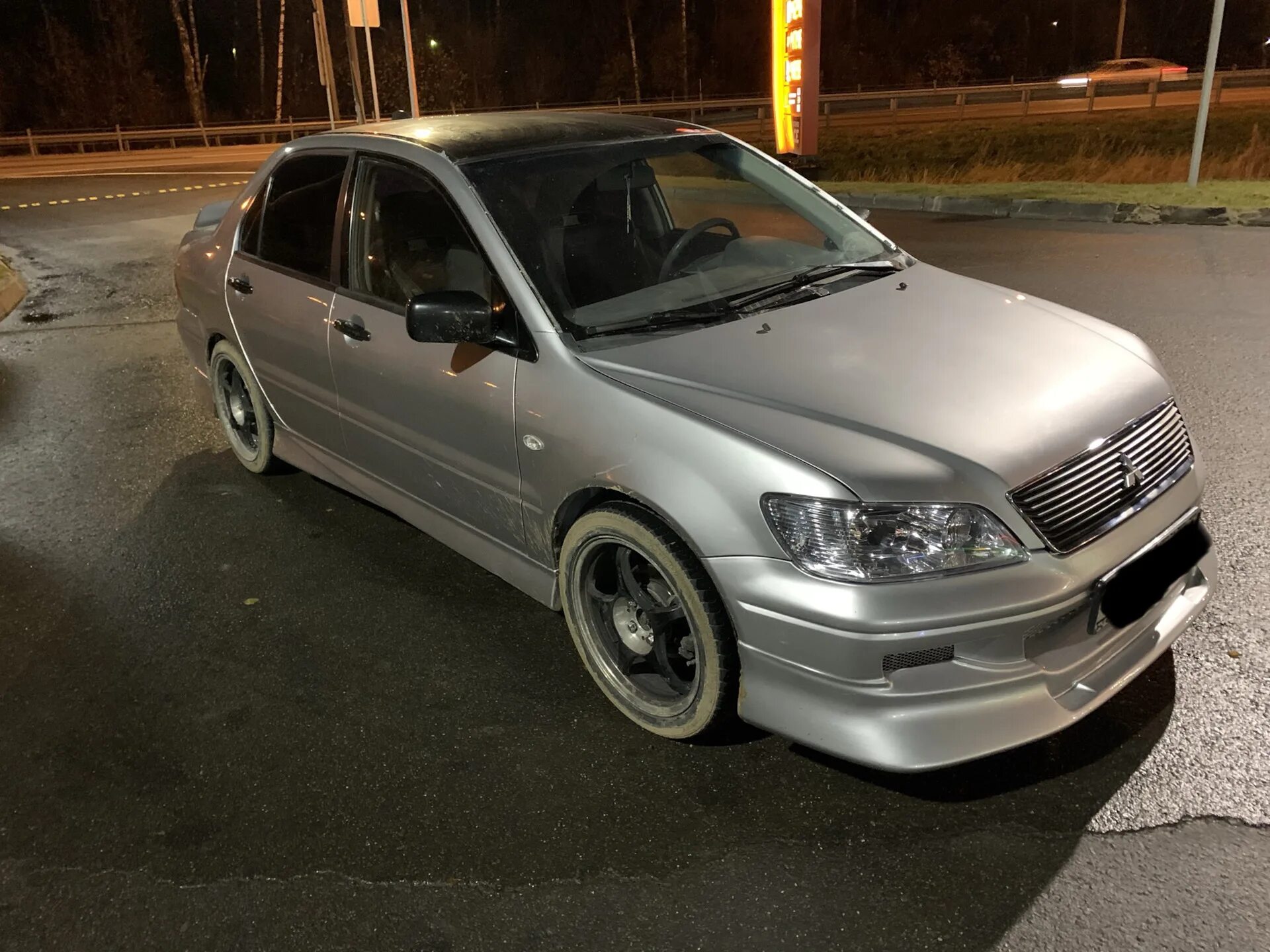 Lancer cedia 2001. Mitsubishi Lancer Cedia 2001. Лансер 9 цедия. Митсубиси Лансер 2001. Мицубиси цедия 2001.