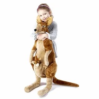Мягкую игрушку кенгуру
