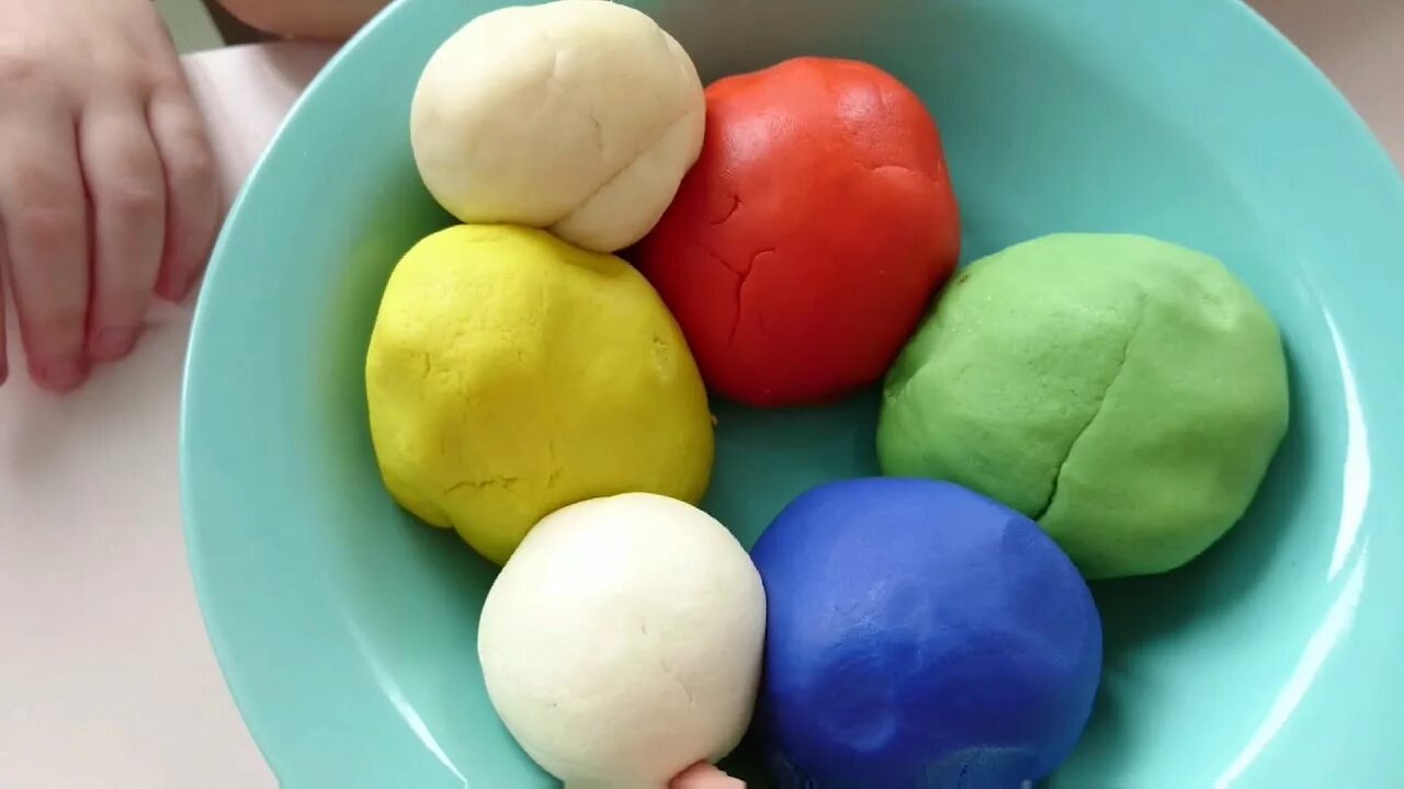 Теста для лепки купить. Цветное тесто для лепки для детей. Тесто для лепки с формочками. Тесто для лепки разноцветное. Разноцветное тесто для лепки своими руками.