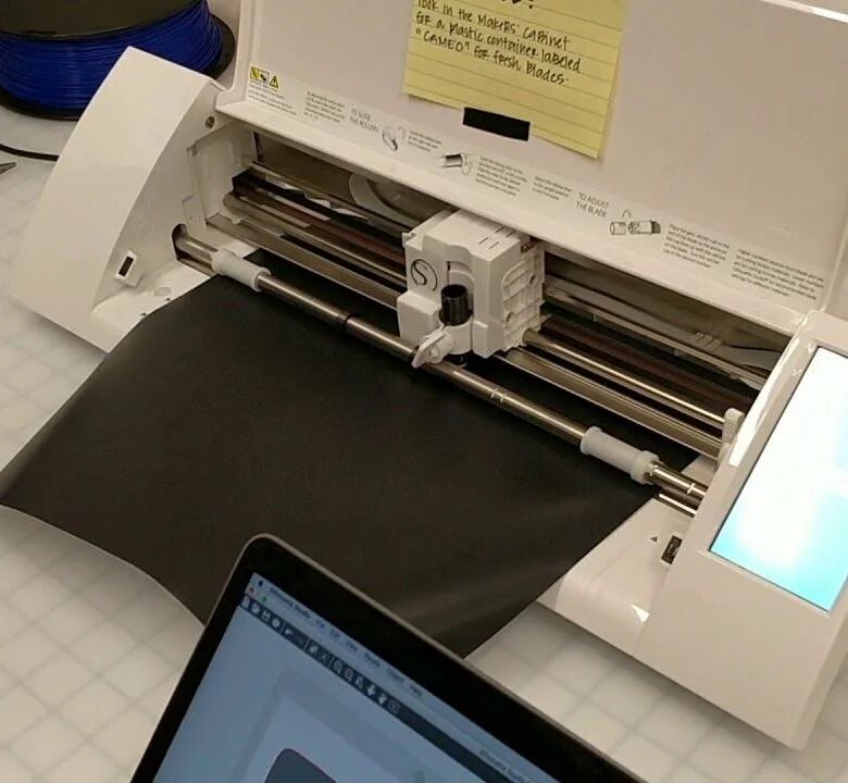 Плоттер камео. Плоттер silhouette cameo. плоттер cameo 2. silhouette cameo 2. камео портрет плоттер.