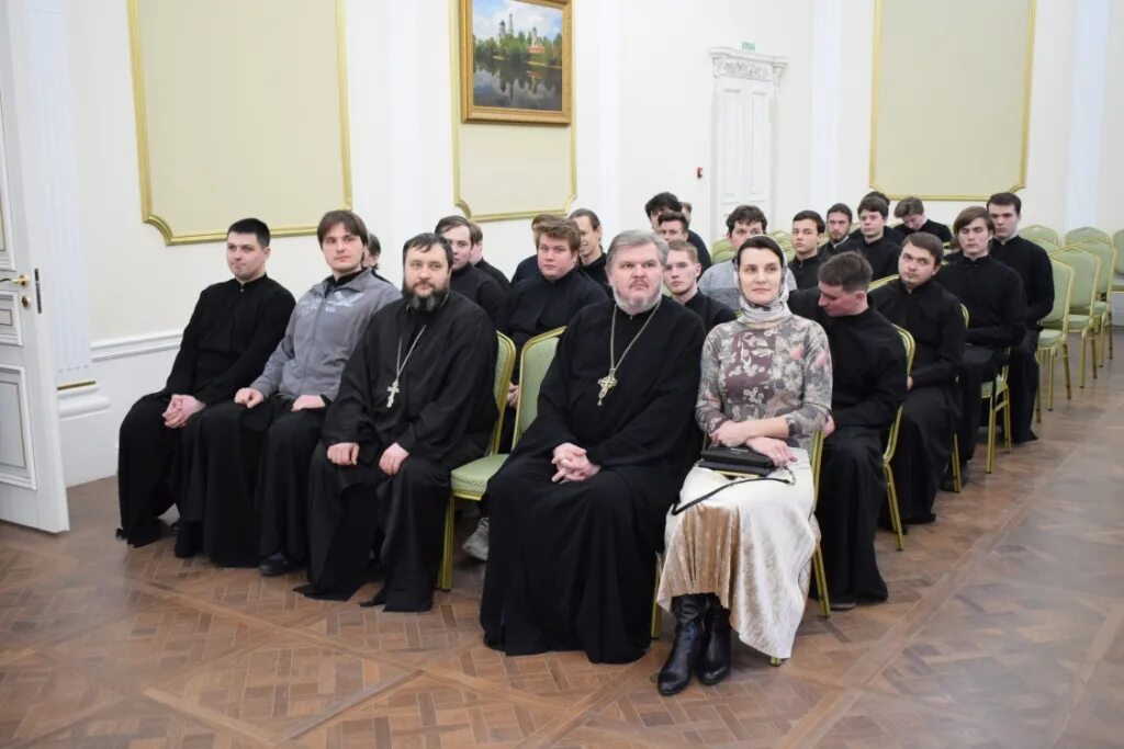 калужская духовная семинария 1996 год. нижегородское православное женское духовное училище. духовное училище калуга. духовное училище. калужская духовная семинария 1996 год.