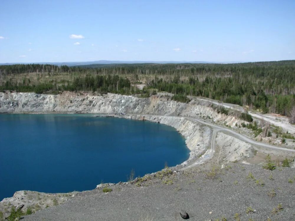 Кадыковский карьер балаклава. Озера в тульской области кондуки. Павловский карьер самарская область. Карьер падовка самарская область. Анатольская свердловская область голубые озера.