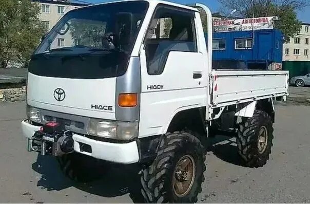 Дром тойота грузовик. Тойота Дюна 4х4. Toyota Dyna 4x4. Тойота Дюна 4/2. Тойота Дюна 4 ВД.