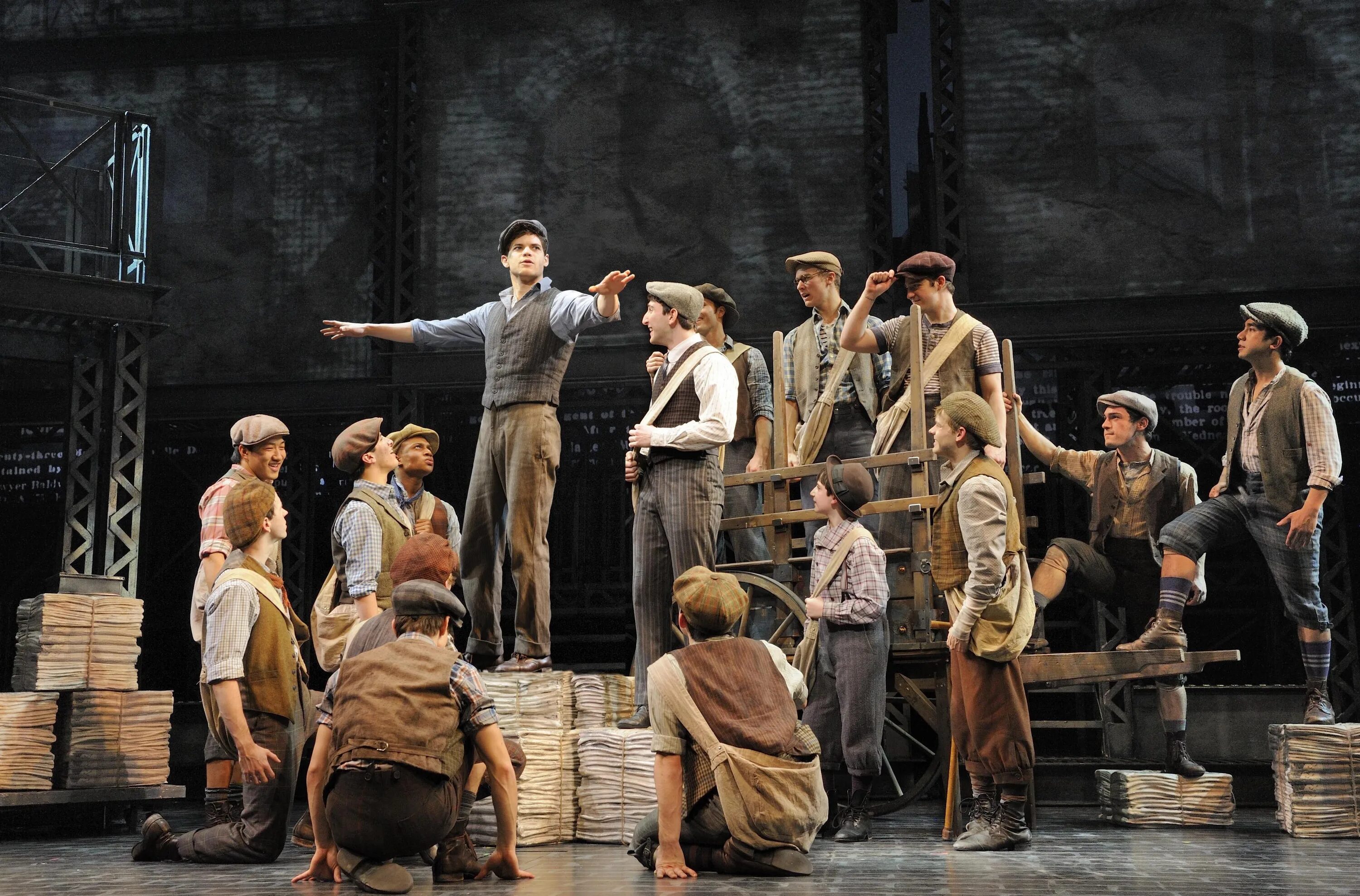 Newsies Musical Бродвей. Newsies мюзикл. Голландец (театр). Спектакль Бродвей-Бродвей в театре актеров.