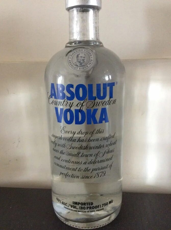 Абсолют стандарт. Absolut standart водка. absolut standart водка product of russia. водка абсолют 1994г. водка абсолют стандарт import.