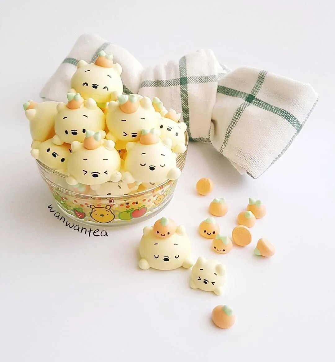 Цыплята из зефира. Маршмеллоу малиновка. маршмеллоу цыплята. маршмеллоу мордочки. цыплята из маршмеллоу.