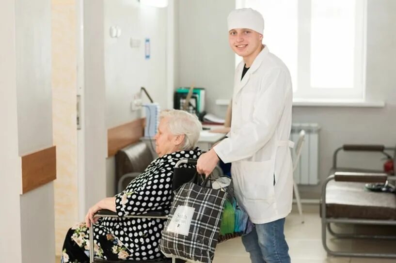 Младшая медицинская сестра по уходу за больными детьми. Младшая медицинская сестра. Деятельность медсестры. Младшая медсестра. Младшая медицинская сестра по уходу за больными.