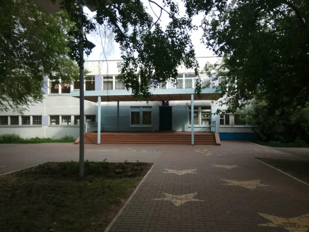 1 школа нальчик. последний звонок выпускники. образование школа 1 класс. урок физической культуры. школы 11 класса секций.