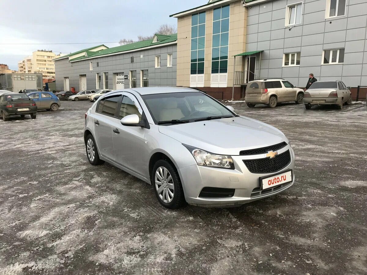 5 106л. Шевроле нива 2017. Цвет нивы шевроле по вину. Круз уфа. Фото chevrolet, klas 2010 ,белый.