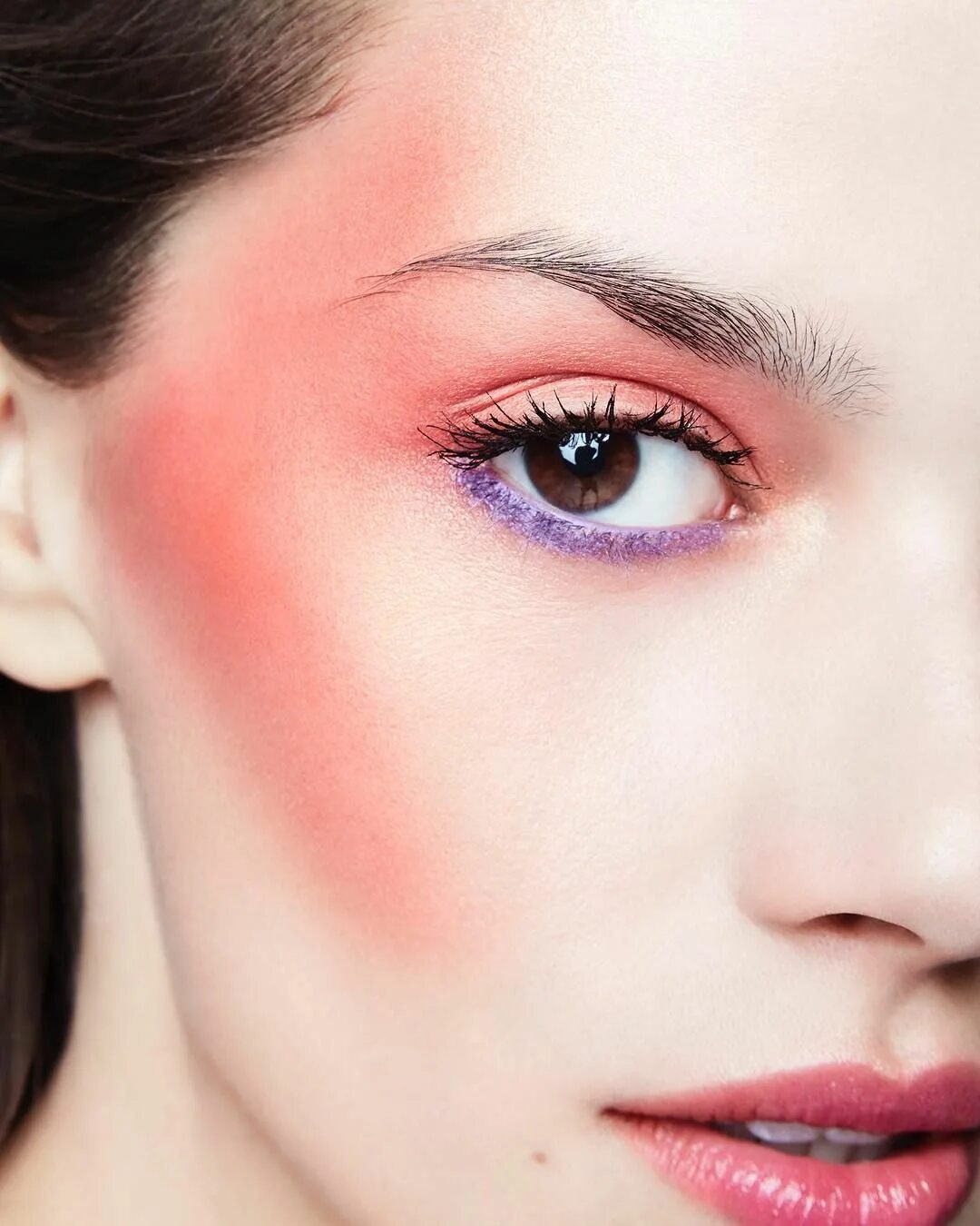 Makeup cheek