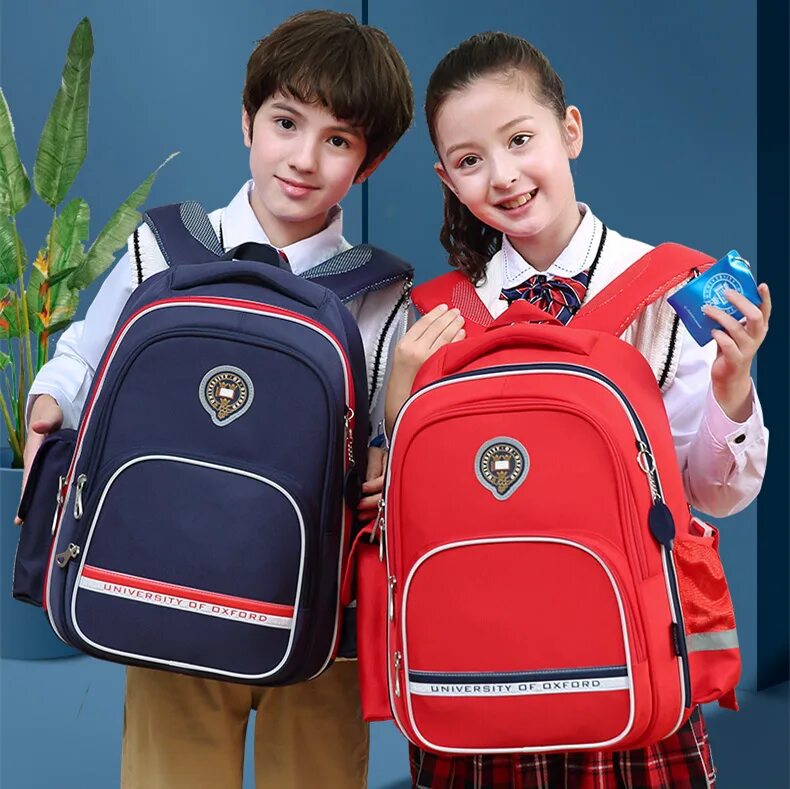 Сайт портфель. Школьник с рюкзаком. Портфель школьный. Школьник с портфелем. Рюкзак школьный для подростков.