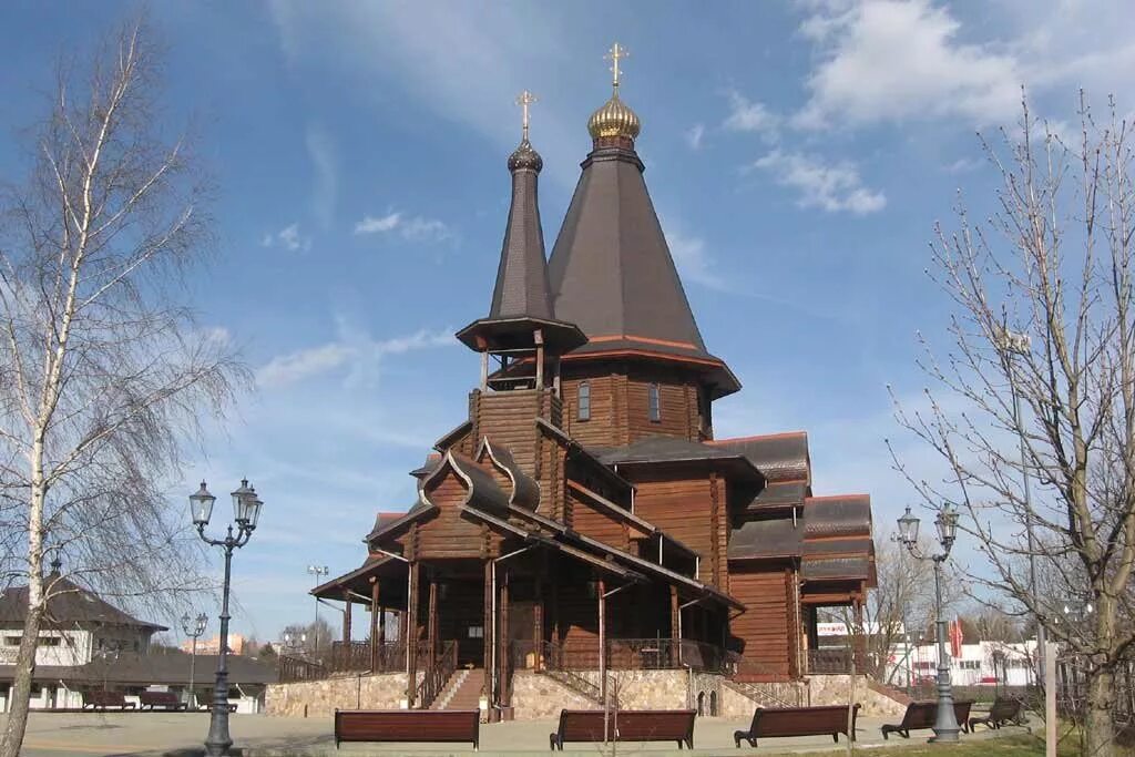 храм всех святых минск фонтан. минск храм всех святых, троицкая церковь. храм святой троицы минск. церковь святой троицы минск. троицкая церковь минск.