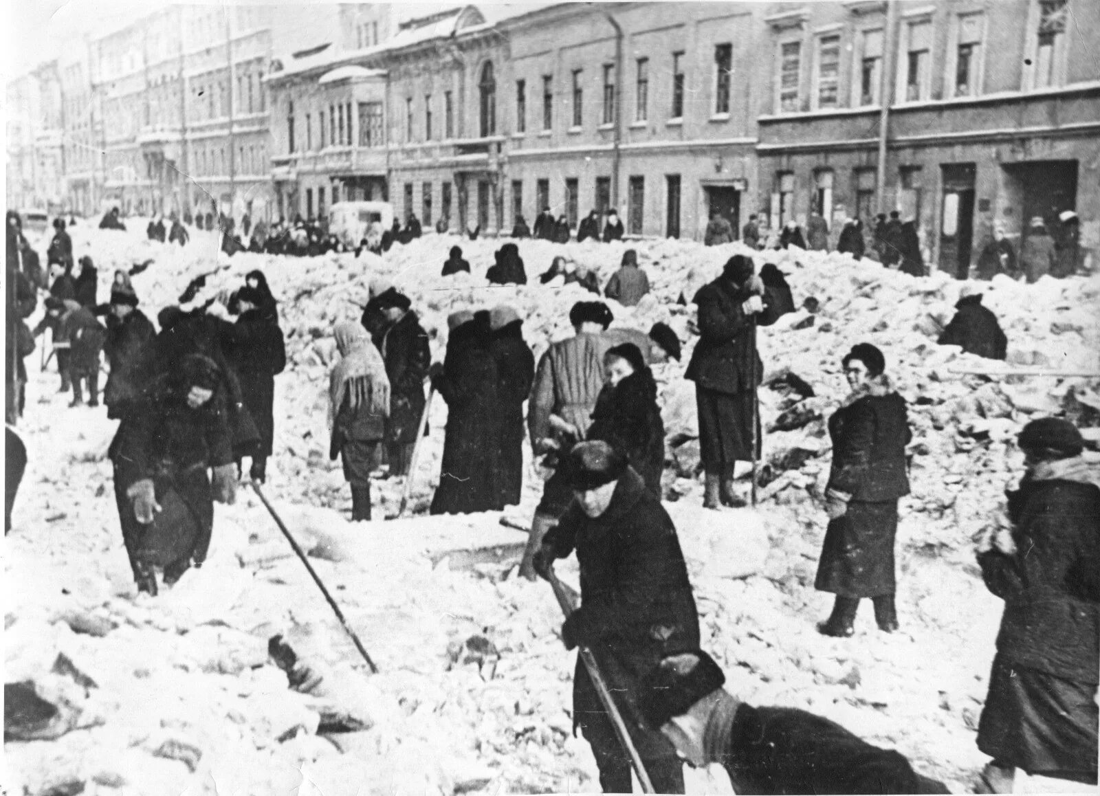 Улица блокады. Ленинград 1941 год блокада.