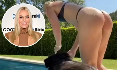 Lindsey Vonn shows off her incredible physique as dives into her.